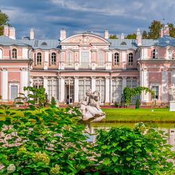 Oranienbaum Palace Statue
